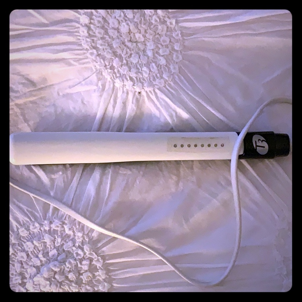 T3 straightening iron
